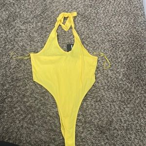 Halter bodysuit 💛